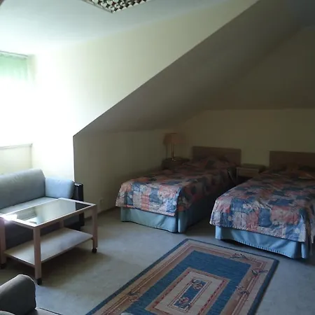 Pensión Perjatsi Guest House