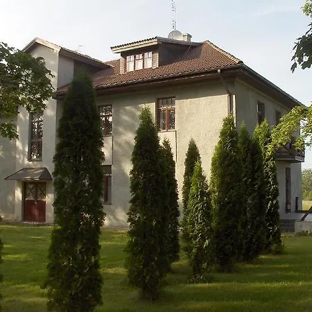 Pensión Perjatsi Guest House Perjatsi